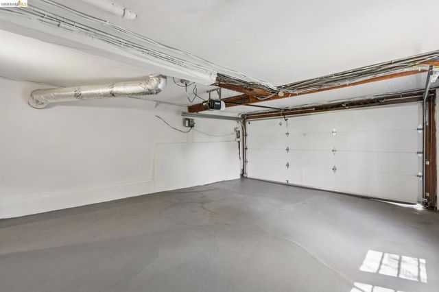 2380 Leimert Blvd, Oakland, CA 94602