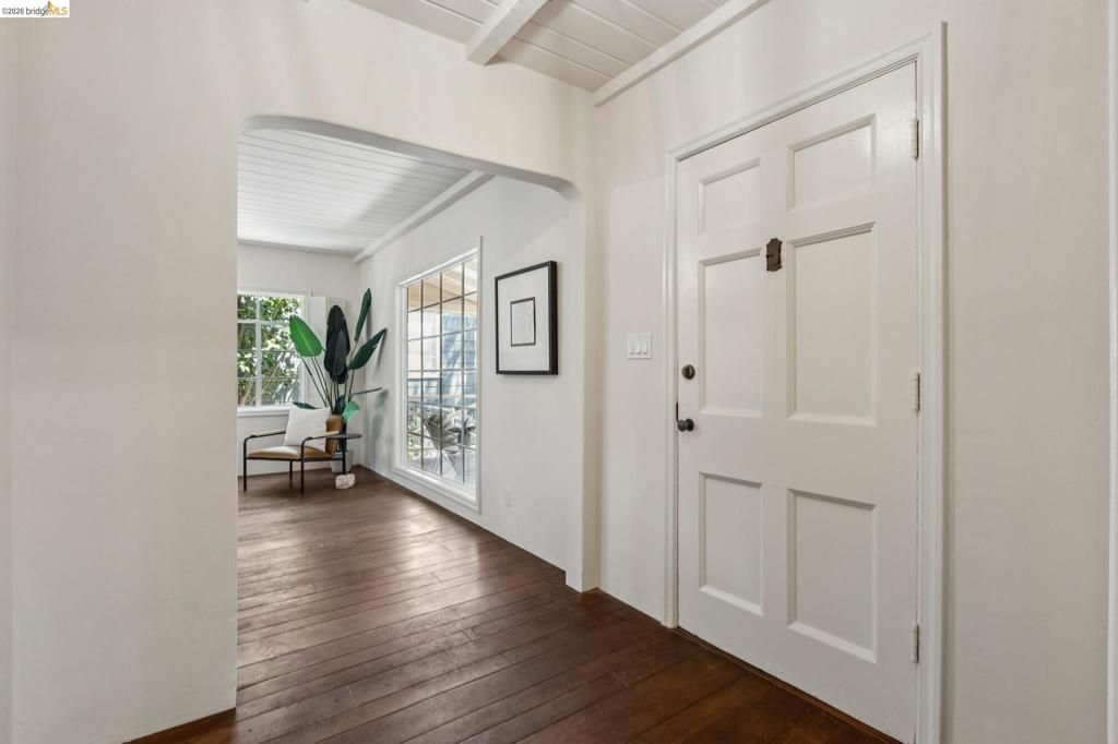 Image 18 of property listing at 2380 Leimert Blvd, Oakland, CA 94602