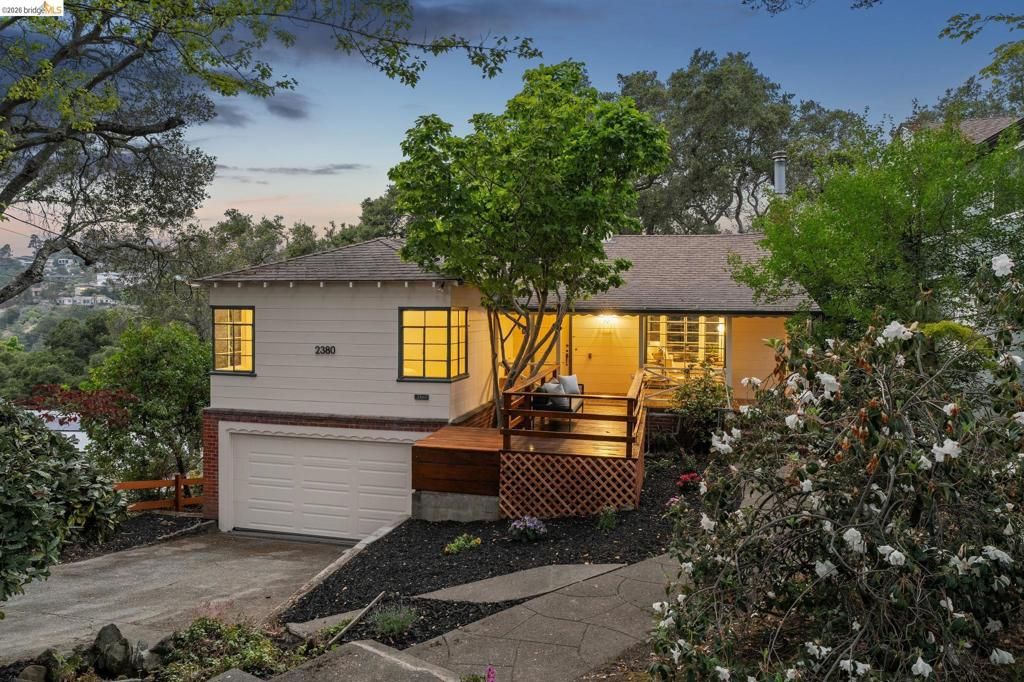 Image 3 of property listing at 2380 Leimert Blvd, Oakland, CA 94602