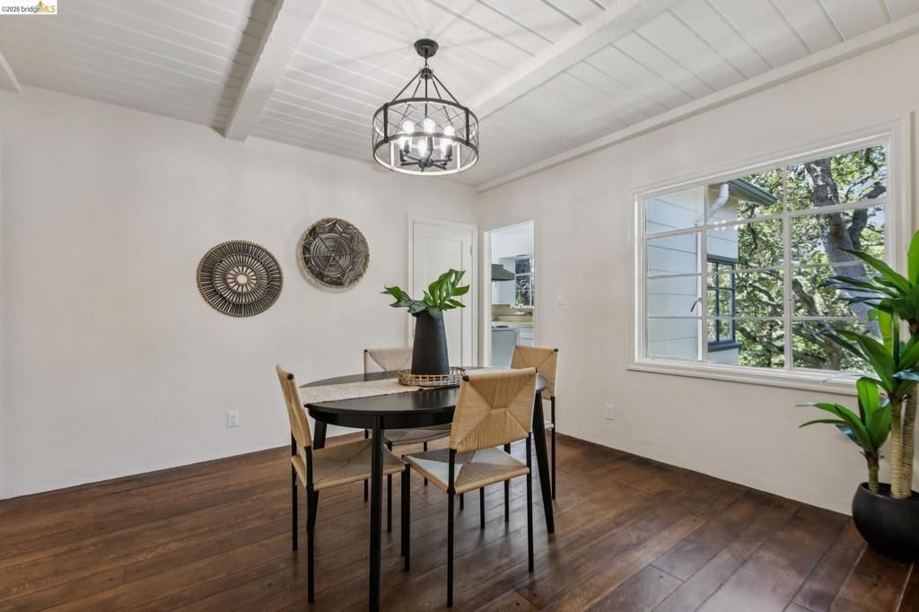 Image 33 of property listing at 2380 Leimert Blvd, Oakland, CA 94602