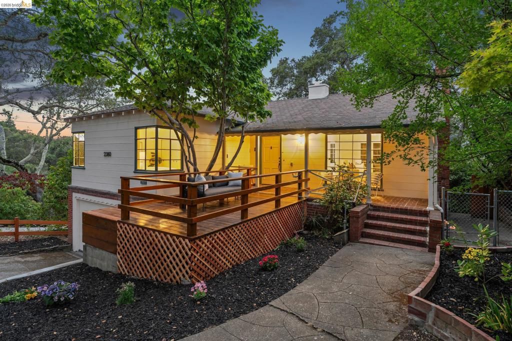 Image 5 of property listing at 2380 Leimert Blvd, Oakland, CA 94602