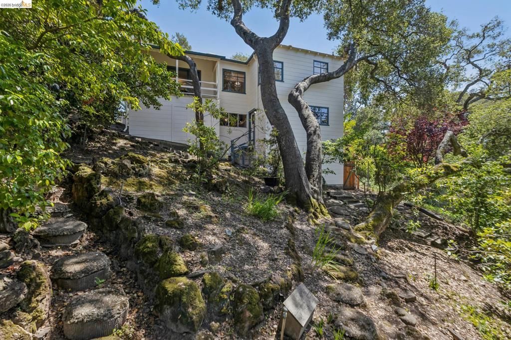 Image 72 of property listing at 2380 Leimert Blvd, Oakland, CA 94602