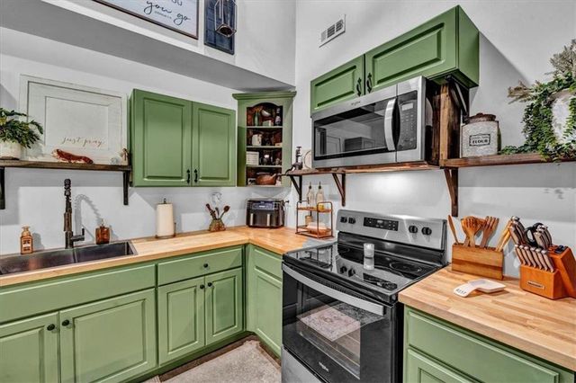 627 Johnstonville Road, Barnesville, GA 30204
