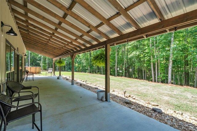627 Johnstonville Road, Barnesville, GA 30204