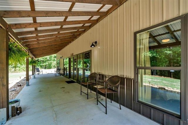 627 Johnstonville Road, Barnesville, GA 30204