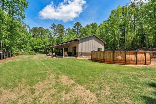 627 Johnstonville Road, Barnesville, GA 30204