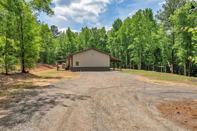 627 Johnstonville Road, Barnesville, GA 30204