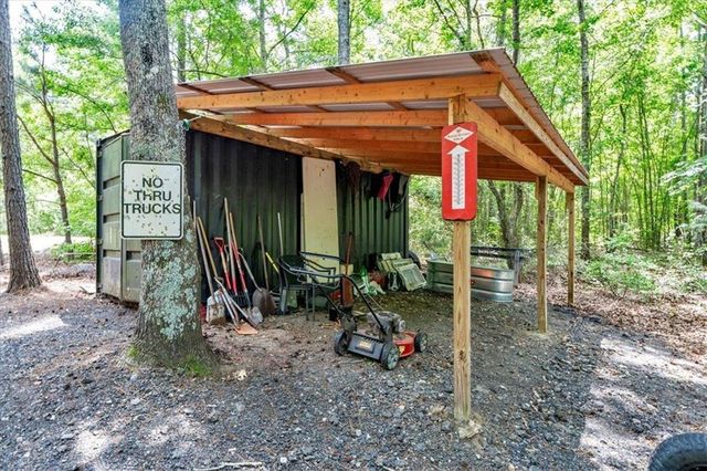 627 Johnstonville Road, Barnesville, GA 30204