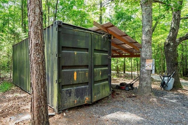627 Johnstonville Road, Barnesville, GA 30204