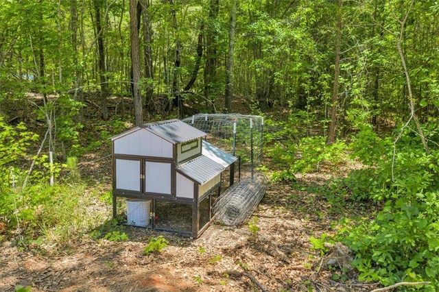 627 Johnstonville Road, Barnesville, GA 30204