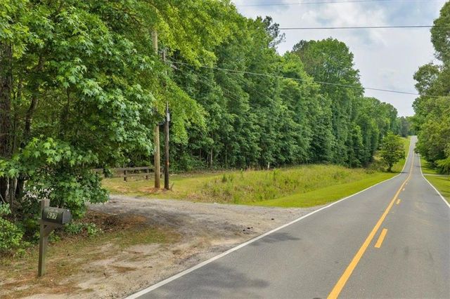 627 Johnstonville Road, Barnesville, GA 30204