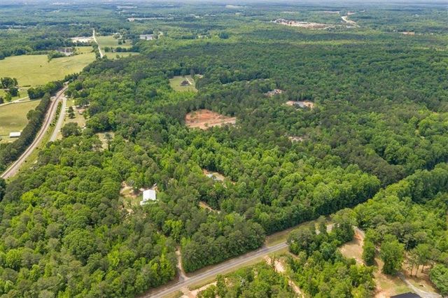 627 Johnstonville Road, Barnesville, GA 30204