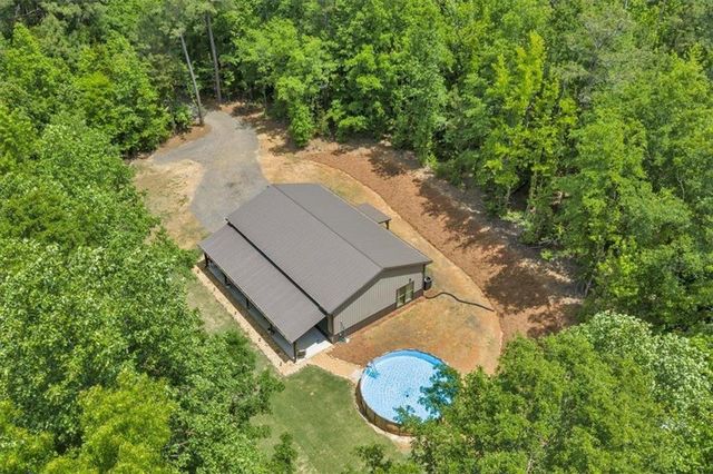 627 Johnstonville Road, Barnesville, GA 30204