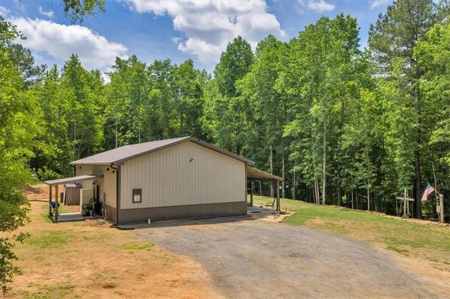 627 Johnstonville Road, Barnesville, GA 30204
