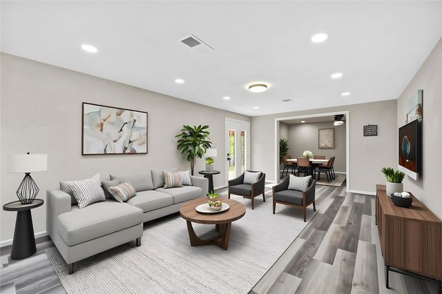 10613 Chadwick Street, Houston, TX 77029