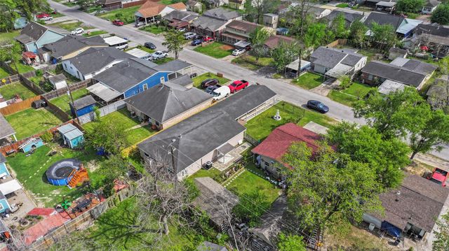 10613 Chadwick Street, Houston, TX 77029