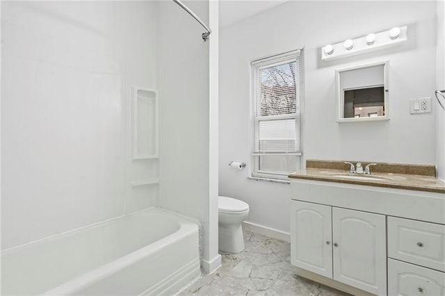3277 Tuxedo St, Sheraden, PA 15204