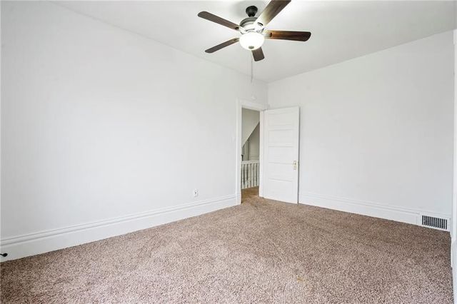 3277 Tuxedo St, Sheraden, PA 15204
