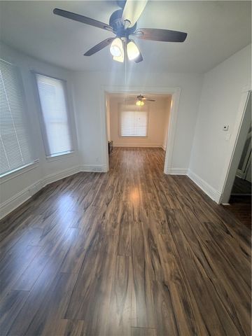 3277 Tuxedo St, Sheraden, PA 15204