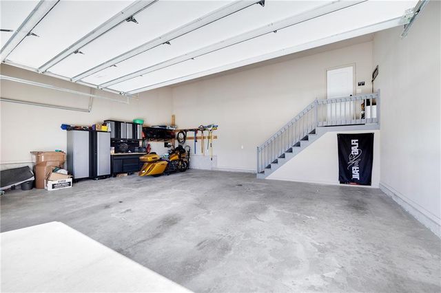 905 SE Wood Ridge Court, Blue Springs, MO 64014