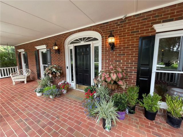 1302 Jimson Circle SE, Conyers, GA 30013