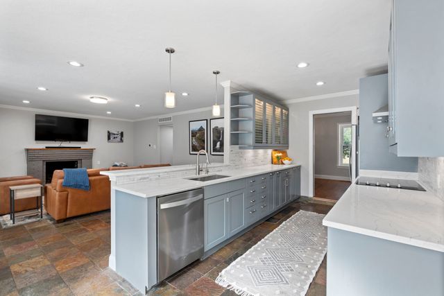 9576 Ash Creek Drive, Dallas, TX 75228