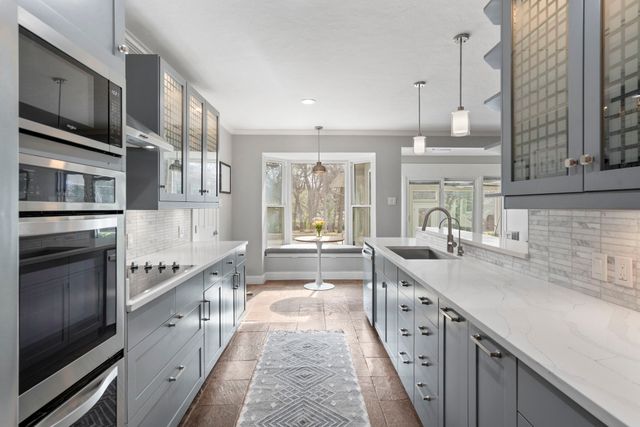 9576 Ash Creek Drive, Dallas, TX 75228