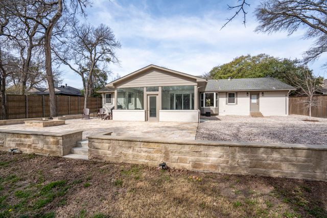 9576 Ash Creek Drive, Dallas, TX 75228