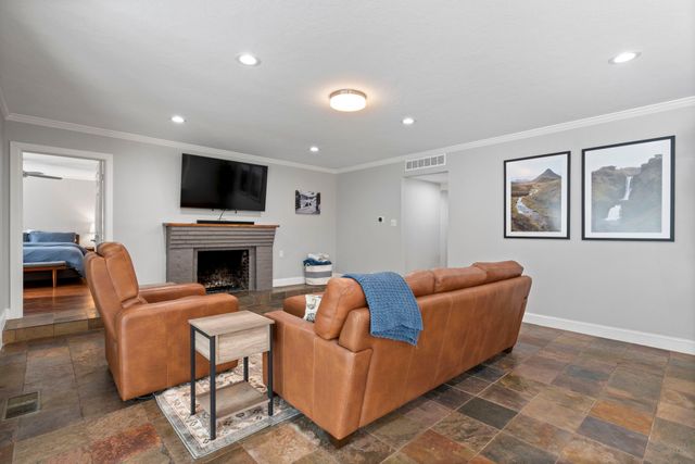 9576 Ash Creek Drive, Dallas, TX 75228