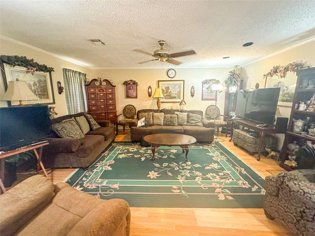 6401 Landmark Drive, Waco, TX 76710