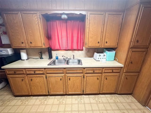 6401 Landmark Drive, Waco, TX 76710