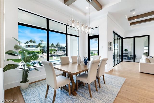 960 Iris CT, Marco Island, FL 34145