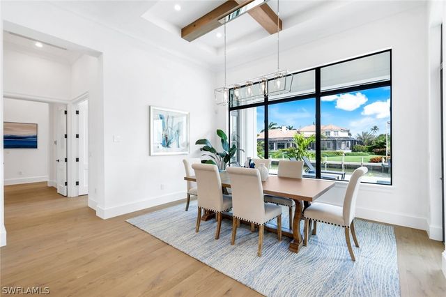 960 Iris CT, Marco Island, FL 34145