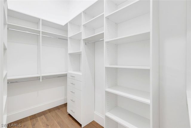 960 Iris CT, Marco Island, FL 34145