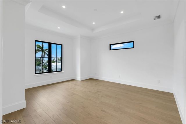 960 Iris CT, Marco Island, FL 34145