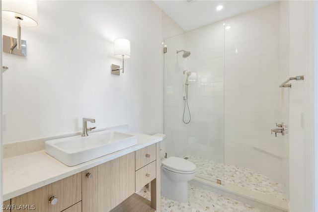 960 Iris CT, Marco Island, FL 34145