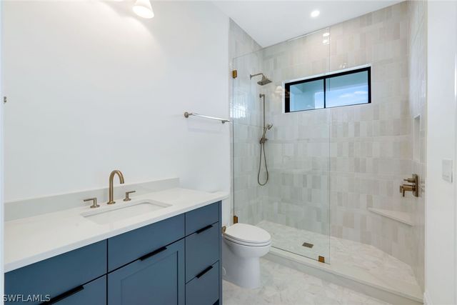 960 Iris CT, Marco Island, FL 34145