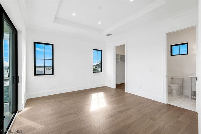 960 Iris CT, Marco Island, FL 34145