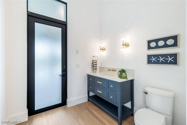 960 Iris CT, Marco Island, FL 34145