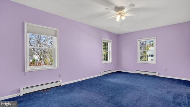 15022 SNOWDEN DR, Silver Spring, MD 20905