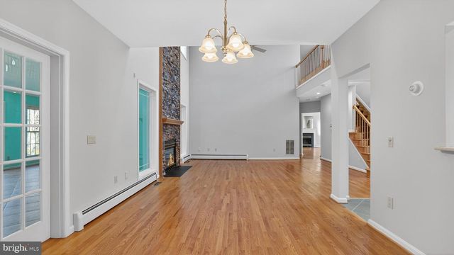 15022 SNOWDEN DR, Silver Spring, MD 20905