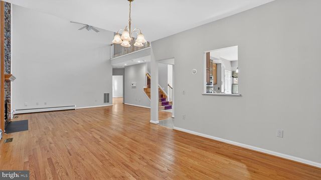 15022 SNOWDEN DR, Silver Spring, MD 20905