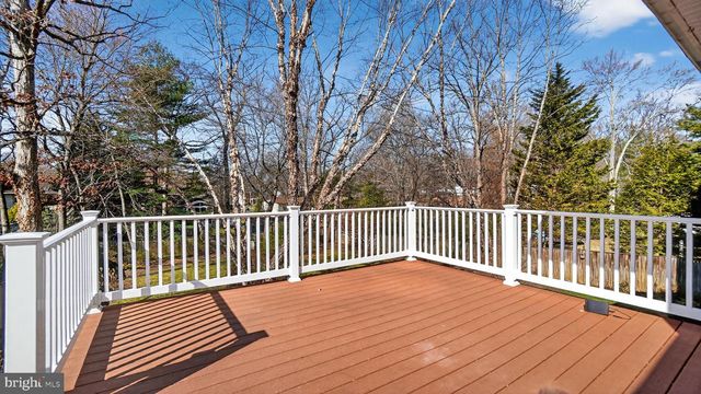 15022 SNOWDEN DR, Silver Spring, MD 20905