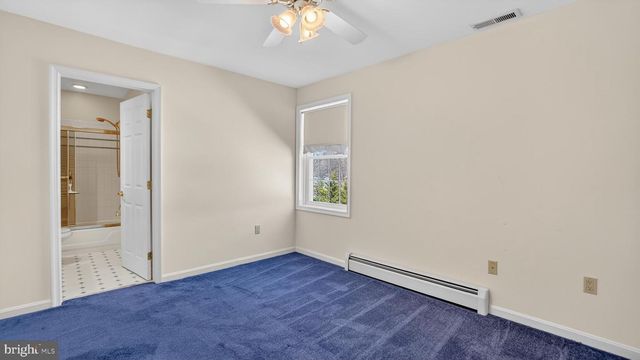 15022 SNOWDEN DR, Silver Spring, MD 20905