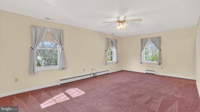 15022 SNOWDEN DR, Silver Spring, MD 20905