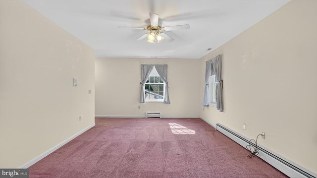 15022 SNOWDEN DR, Silver Spring, MD 20905