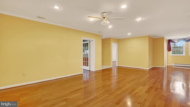 15022 SNOWDEN DR, Silver Spring, MD 20905