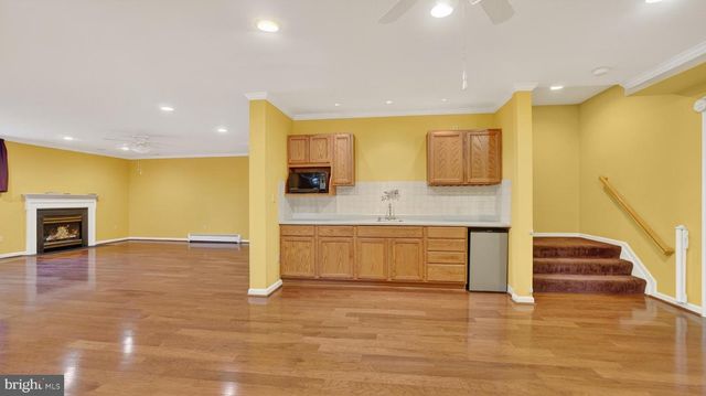 15022 SNOWDEN DR, Silver Spring, MD 20905