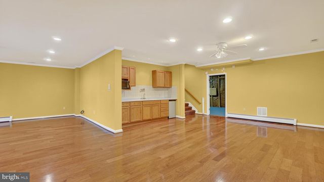 15022 SNOWDEN DR, Silver Spring, MD 20905