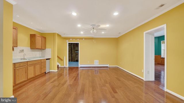 15022 SNOWDEN DR, Silver Spring, MD 20905